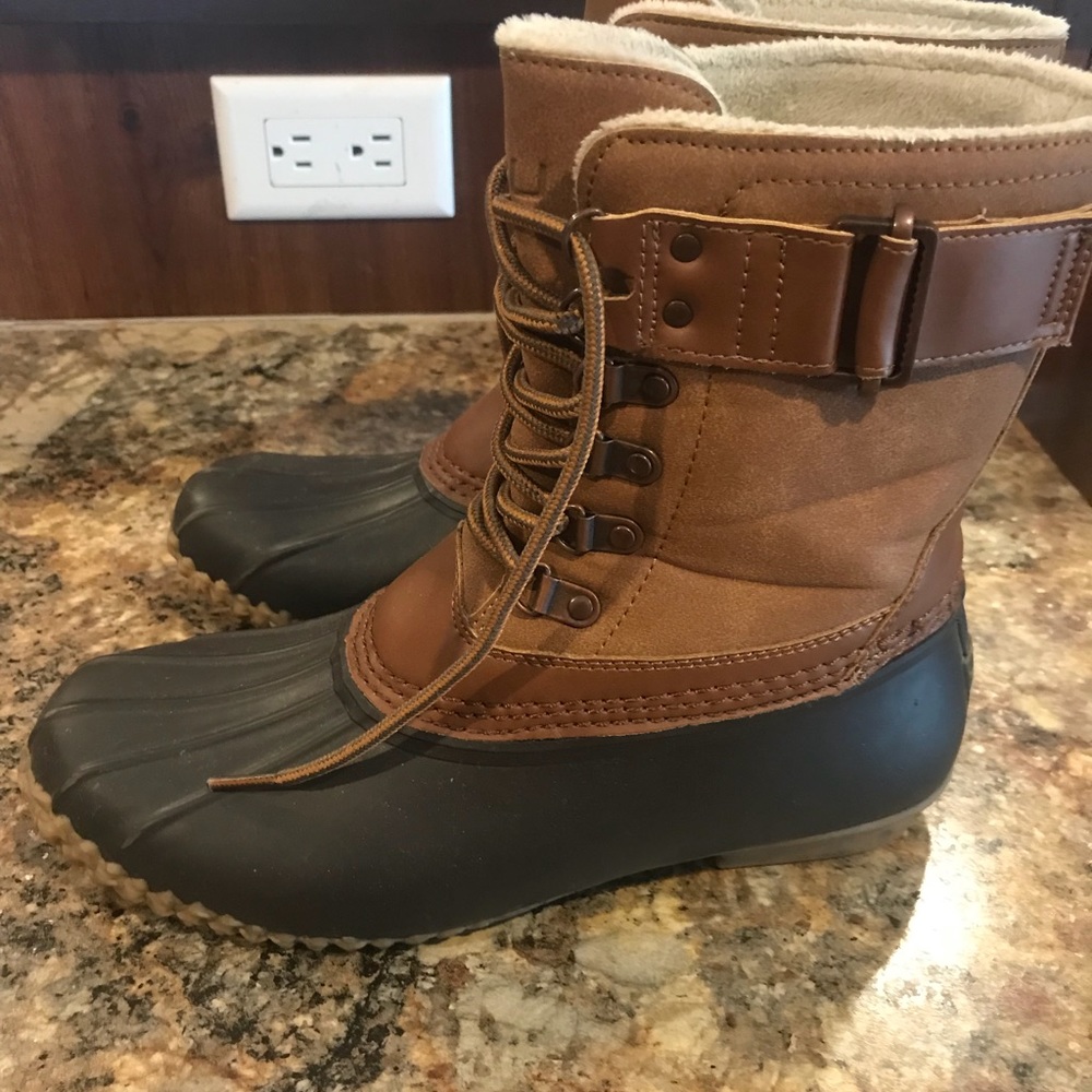 Women’s duck boots